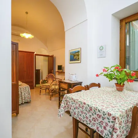 Comfortable House With Sea View In Holiday home